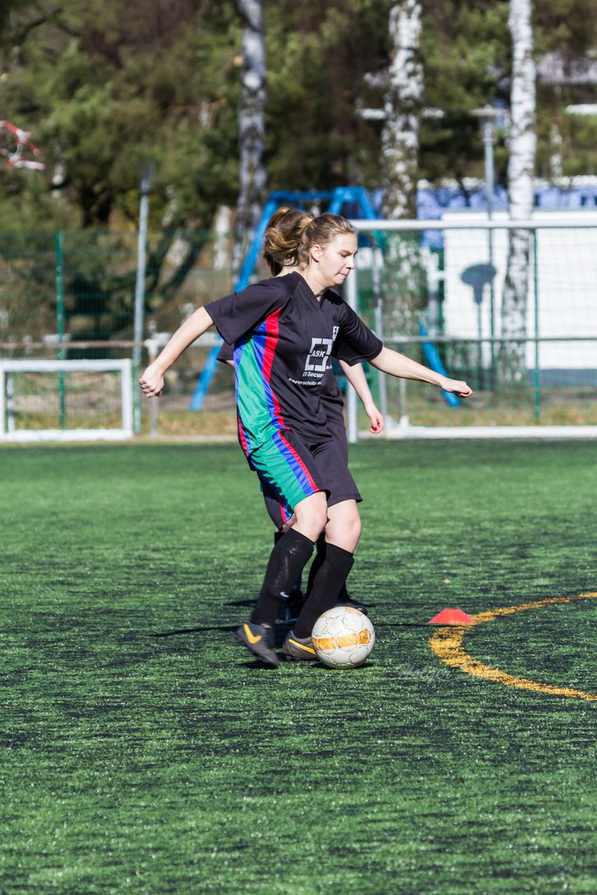 Bild 74 - B-Juniorinnen SV Henstedt-Ulzburg - MTSV Olympia Neumnster : Ergebnis: 0:4